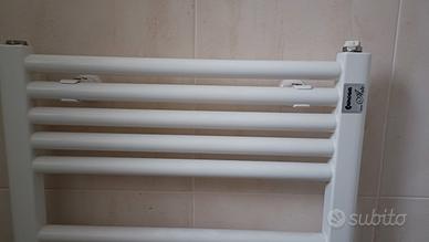 scaldasalviette idraulico