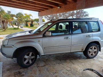 Nissan x-trail 4x4 