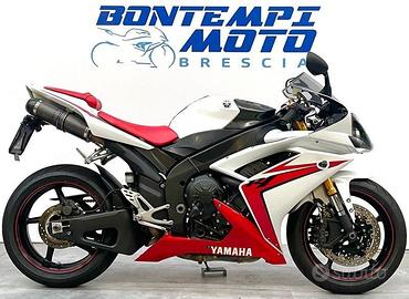 Yamaha YZF R1