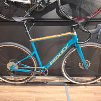 BICI GRAVEL KANZO ADVENTURE
