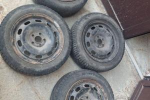 Cerchi in ferro R15 5 fori