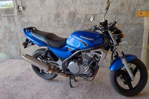 Kawasaki er 500  " perfetta"