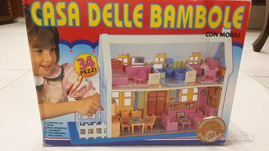 Casa delle Bambole con Mobili 