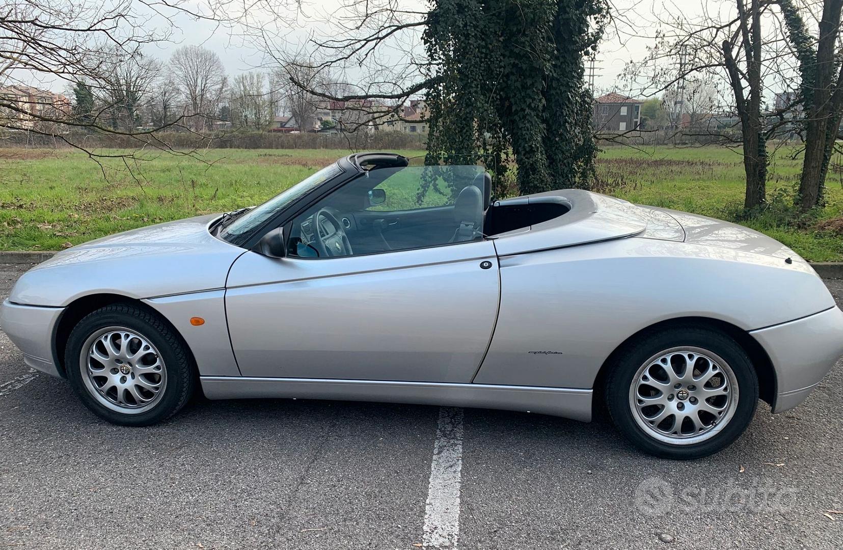 Alfa Romeo Gtv Spider 1996 photo 2