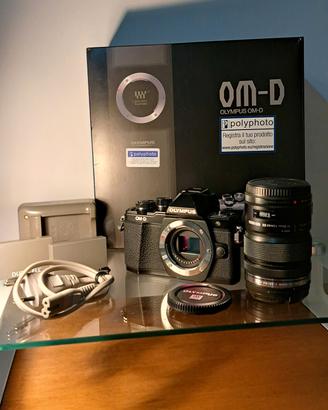 OLYMPUS OMD EM 10 MARK II - ZUIKO 12 50