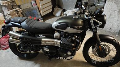 triumph street scrambler 900  55cv del 2018