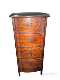 Mobile Verticale In Legno