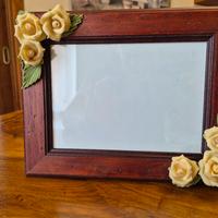 CORNICE CON INSERTI IN PASTA DI MAIS