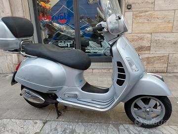 Piaggio Vespa 250 GTS -2006