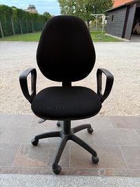 Sedia da ufficio con braccioli