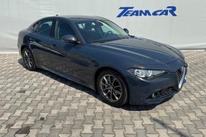 Alfa Romeo Giulia 2.2 Turbodiesel 150 CV AT8