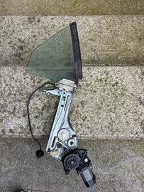 Vetro laterla dx slk 170