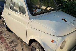 FIAT 500 DEL 1970 PER RICAMBI