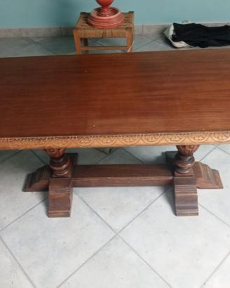 Tavolo rettangolare in legno