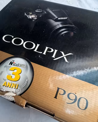 Nikon P 90