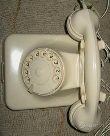 telefono in bachelite  vintage 
