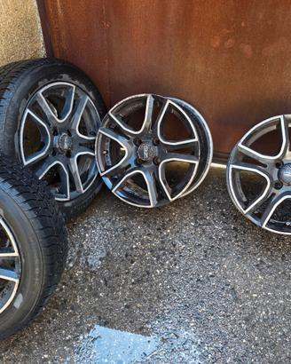 cerchi 15"  OZ 4 fori per fiat/lancia