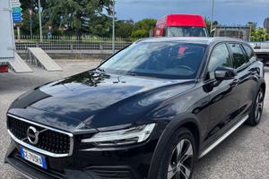 VOLVO V60 Cross Country 2000D4 AWD Tagliandi Volvo
