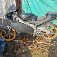 Aprilia SR 125 uso  ricambi 