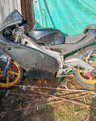 Aprilia SR 125 uso  ricambi 