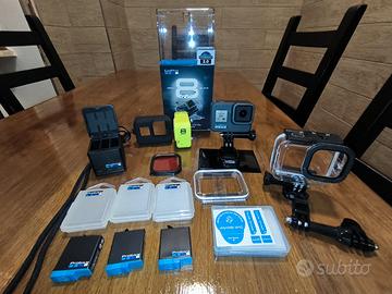 GoPro Hero 8 action cam telecamera + accessori 