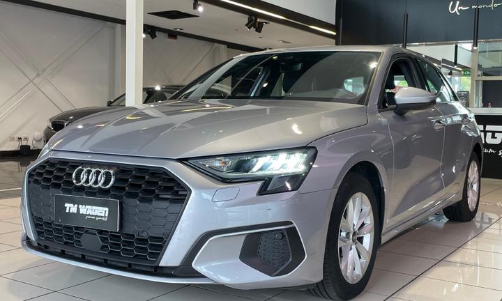 AUDI A3 4ª serie - A3 SPB 35 TDI S tronic Business