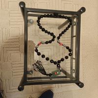 Elegante Collana in onice, perle e corallo