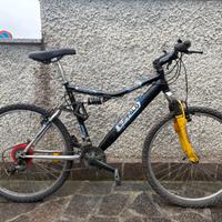 Bicicletta Mountain bike 26”