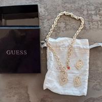 Orecchini e collana Guess