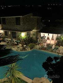 App in villa con piscina 7 p. letto dal 16 al 23
