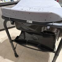 Fasciatoio pieghevole  con vasca bagnetto