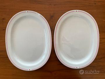 Coppia piatti ovali in porcellana Richard Ginori