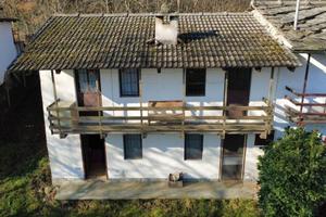 Rustico / Casale di 91 m² con 4 locali e box auto 
