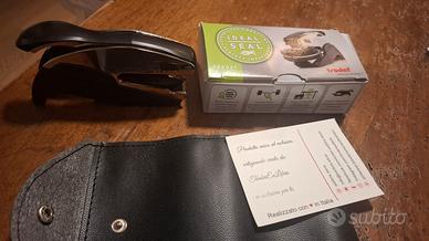 Ex libris timbro a secco