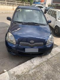 Auto Toyota Yaris