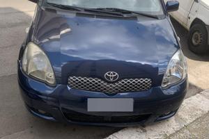 Auto Toyota Yaris