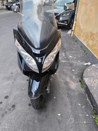 Burgman 400 passaggio incluso 