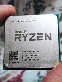 Ryzen 7 2700X + Wraith Prism RGB (completo)