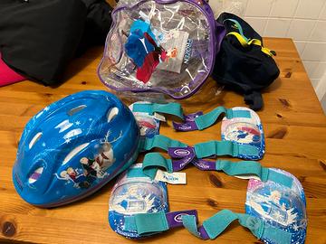 Caschetto pattini con protezioni e zaino