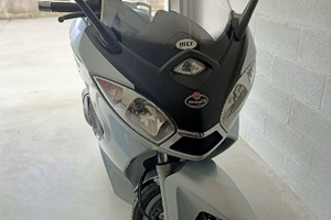 Malaguti SpiderMax GT500