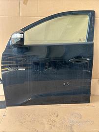 Vendiamo portiera anteriore sinistra Hyundai IX35