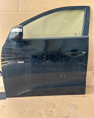 Vendiamo portiera anteriore sinistra Hyundai IX35