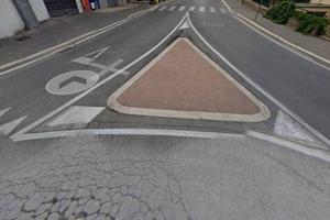 Immobile in asta di 271 m² con più di 5 locali a S