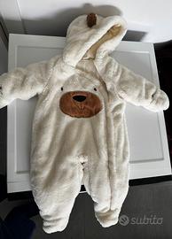 2 tute da passeggio per neonati.