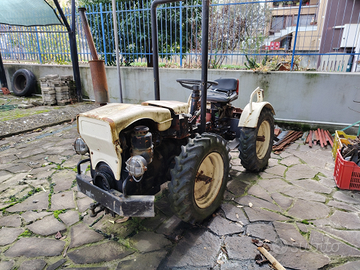 Trattorino Pasquali 946 4x4 con aratrino bivomero
