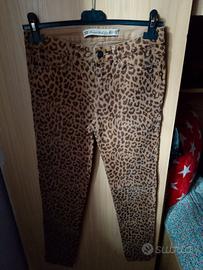 jeans con stampa leopardata elasticizzato