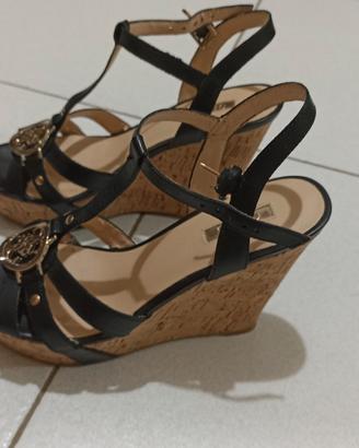 Scarpe zeppa alta Guess