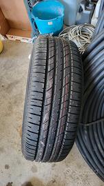 Cerchio in lega con gomma nuova per hyundai tucson