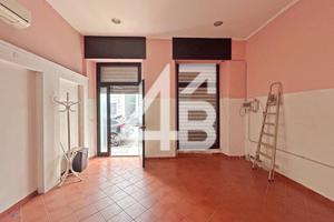 NEGOZIO - 58M² - VIA REVOLTELLA, 7 (TS)