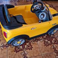 macchina elettrica per bambini  